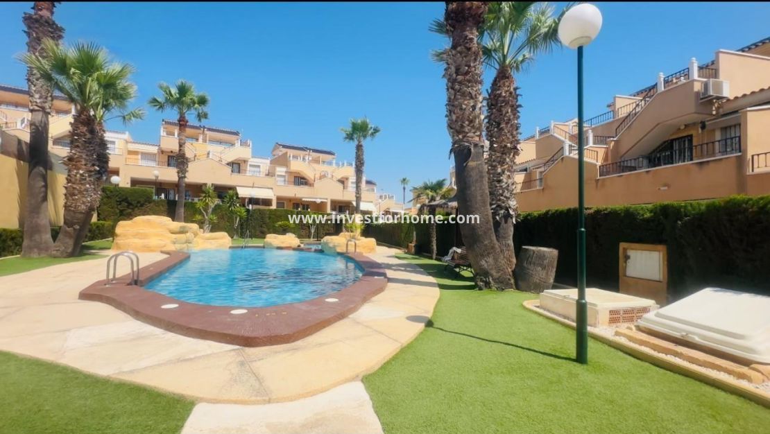 Försäljning - Villa - Orihuela Costa - Villamartin Pau 8
