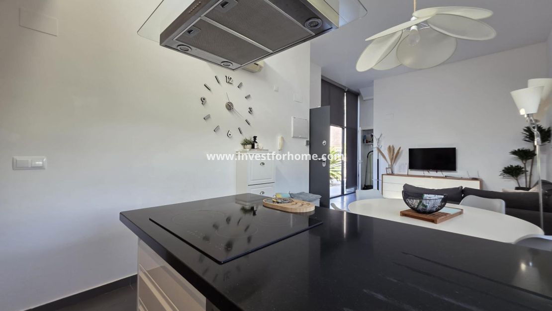 Försäljning - Villa - Orihuela Costa - Villamartín