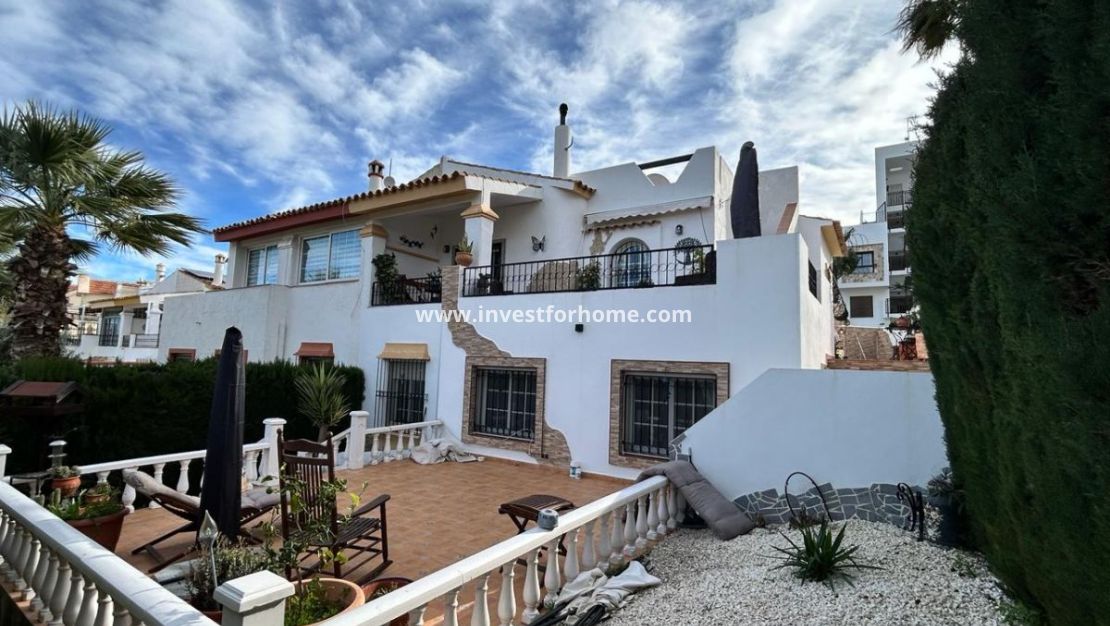 Försäljning - Villa - Orihuela Costa - Villamartin