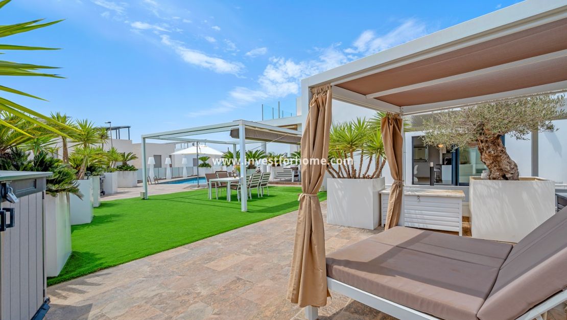 Försäljning - Villa - Orihuela Costa - Villamartín
