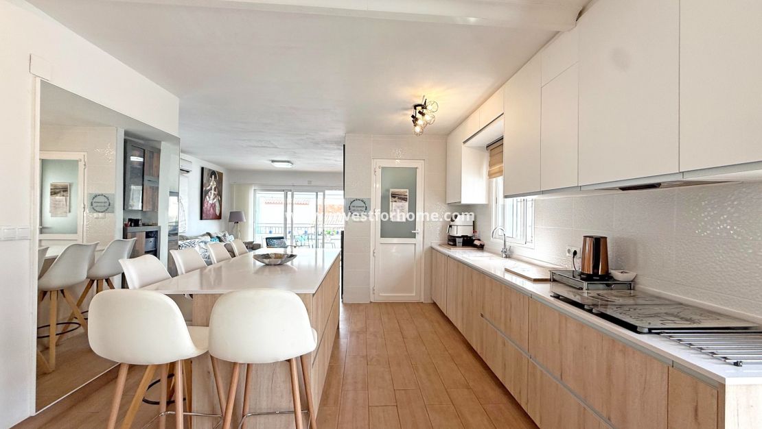 Försäljning - Villa - Orihuela Costa - Villamartín