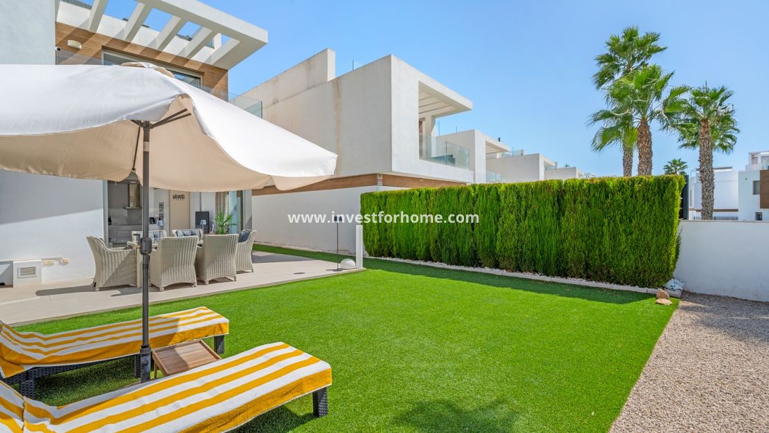 Försäljning - Villa - Orihuela Costa - Villamartín