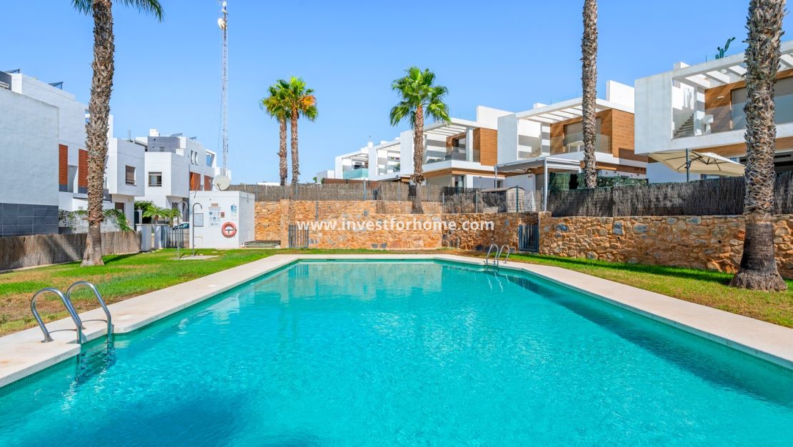 Försäljning - Villa - Orihuela Costa - Villamartín