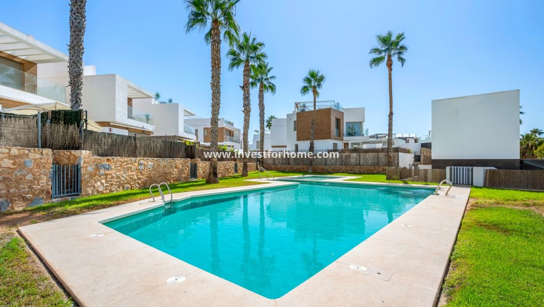 Försäljning - Villa - Orihuela Costa - Villamartín