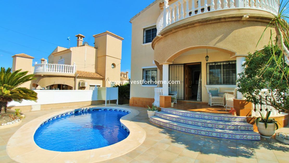Försäljning - Villa - Orihuela Costa - Villamartín
