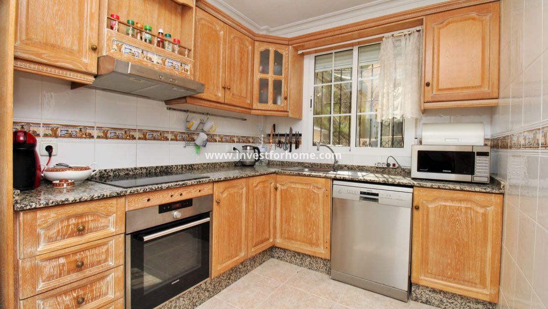 Försäljning - Villa - Orihuela Costa - Villamartín