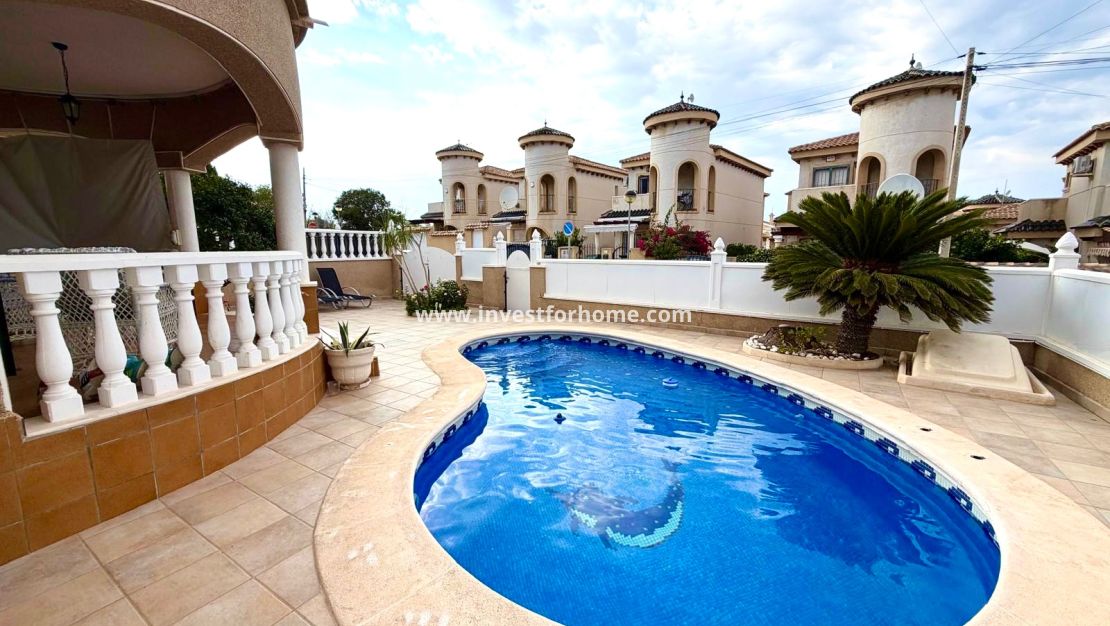 Försäljning - Villa - Orihuela Costa - Villamartín