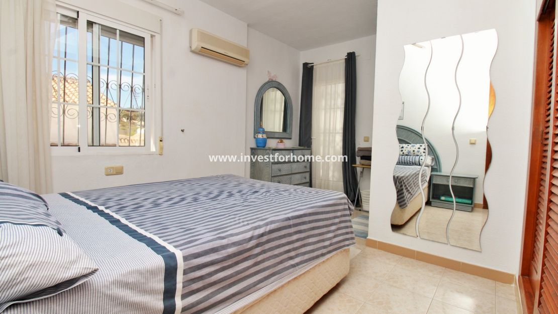 Försäljning - Villa - Orihuela Costa - Villamartín