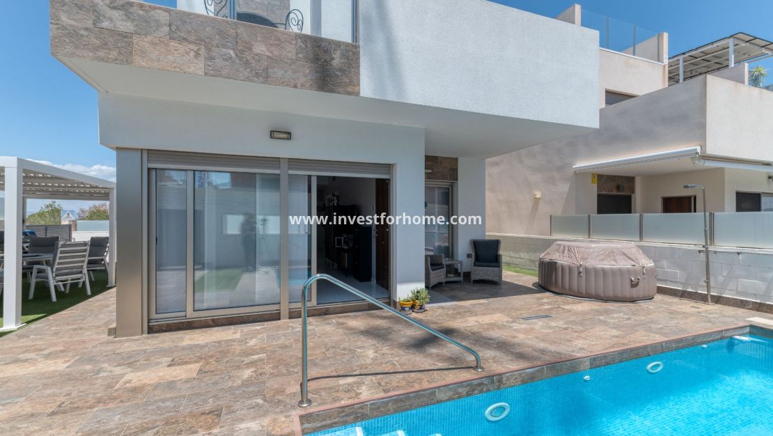 Försäljning - Villa - Orihuela Costa - Villamartín