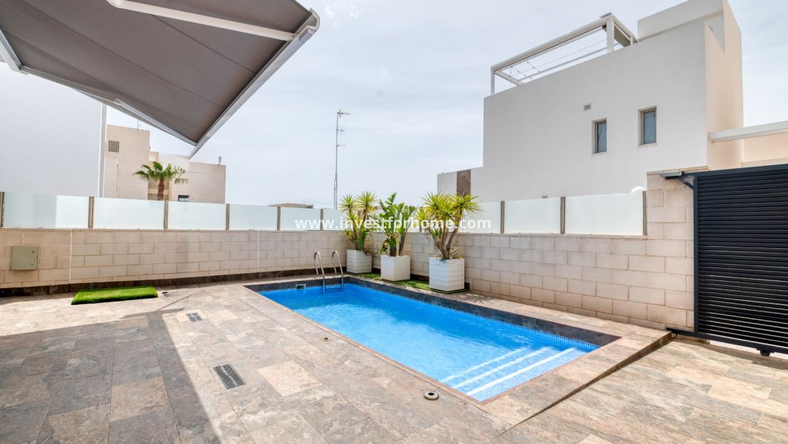 Försäljning - Villa - Orihuela Costa - Villamartín