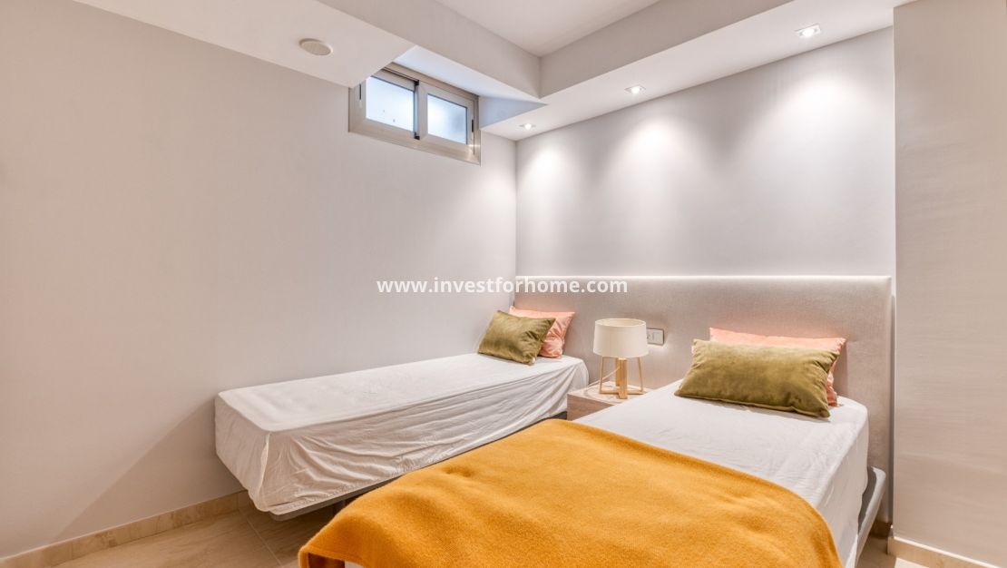 Försäljning - Villa - Orihuela Costa - Villamartín