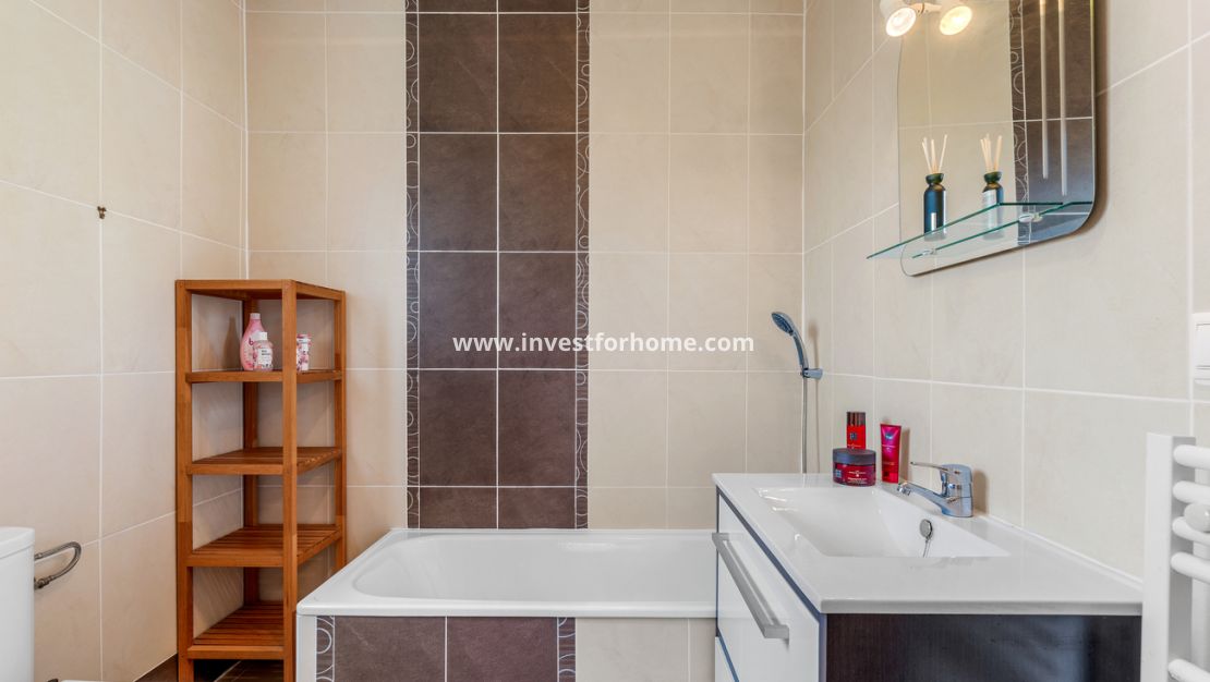 Försäljning - Villa - Pinar de Campoverde - Costa Blanca