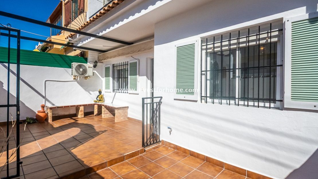 Försäljning - Villa - San Miguel de Salinas - Inland