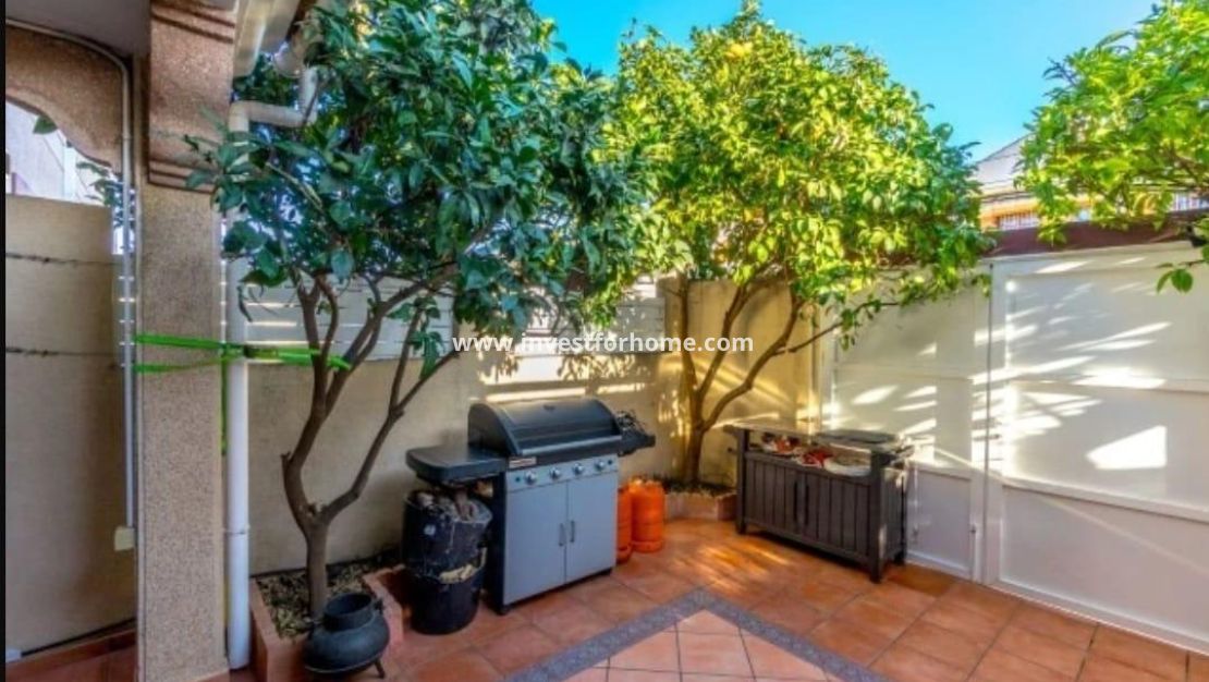 Försäljning - Villa - Torrevieja - aguas nuevas