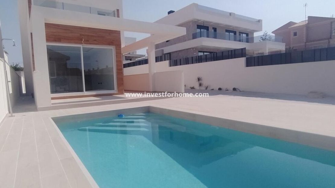 Försäljning - Villa - Torrevieja - aguas nuevas