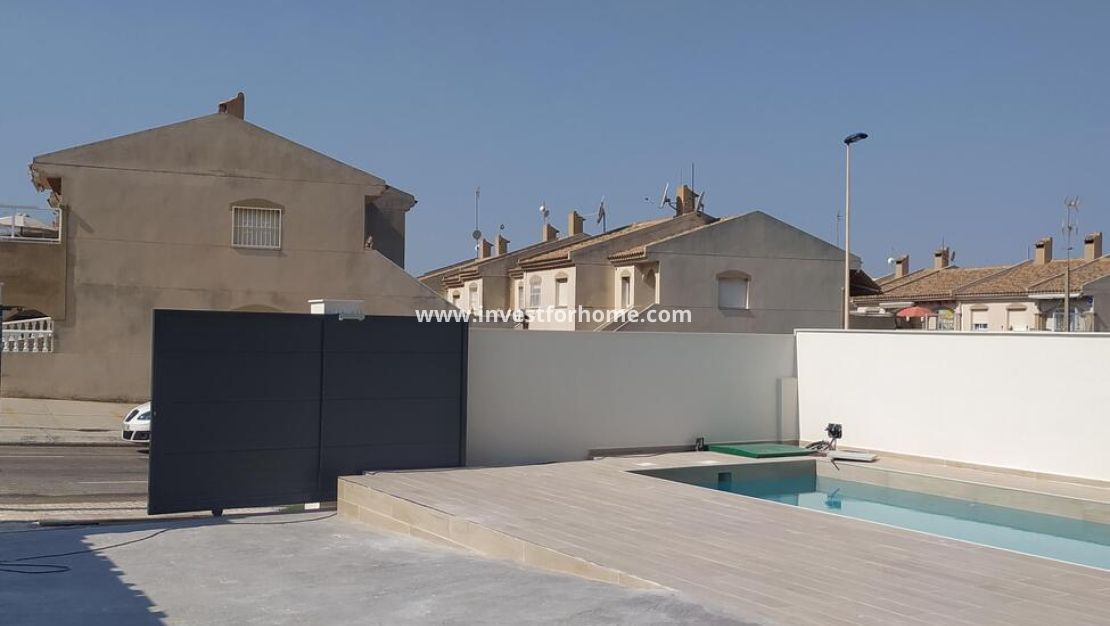 Försäljning - Villa - Torrevieja - aguas nuevas