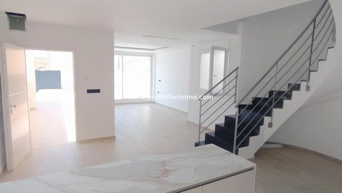 Försäljning - Villa - Torrevieja - aguas nuevas