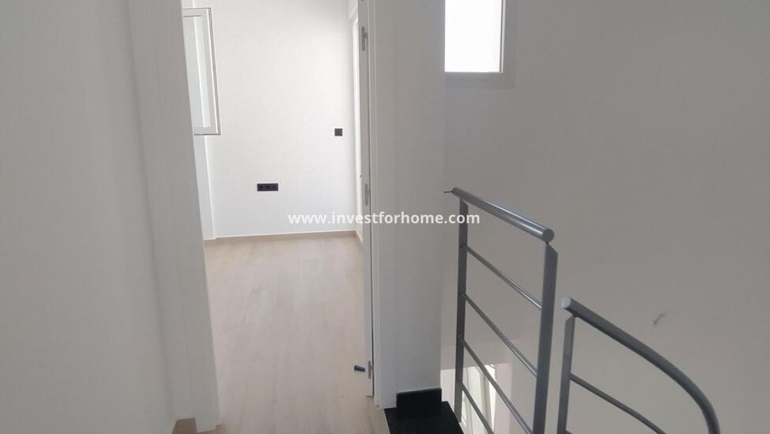 Försäljning - Villa - Torrevieja - aguas nuevas