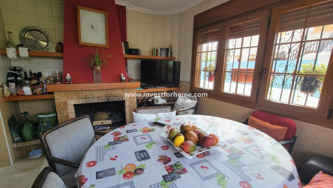 Försäljning - Villa - Torrevieja - aguas nuevas