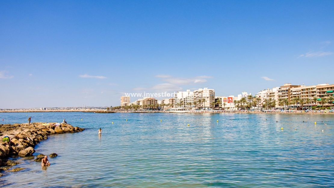 Försäljning - Villa - Torrevieja - aguas nuevas