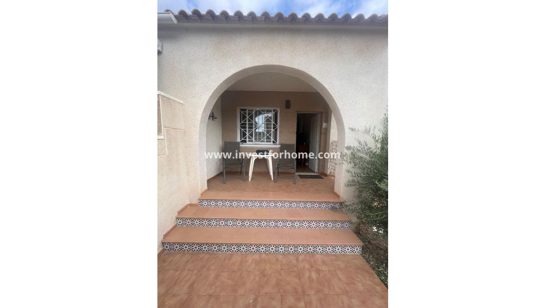 Försäljning - Villa - Torrevieja - aguas nuevas