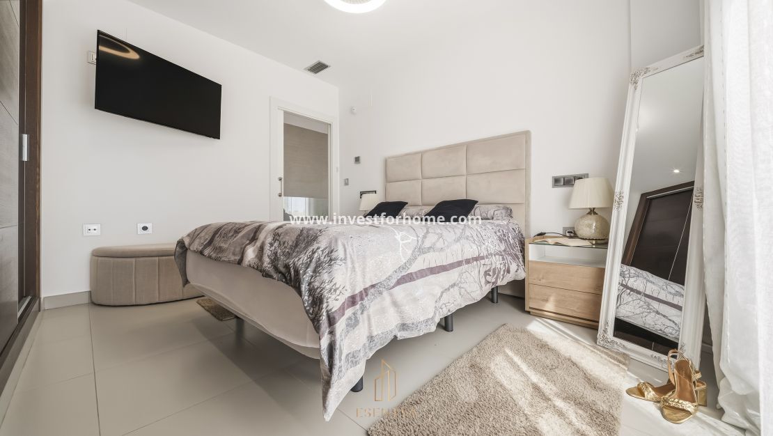 Försäljning - Villa - Torrevieja - aguas nuevas
