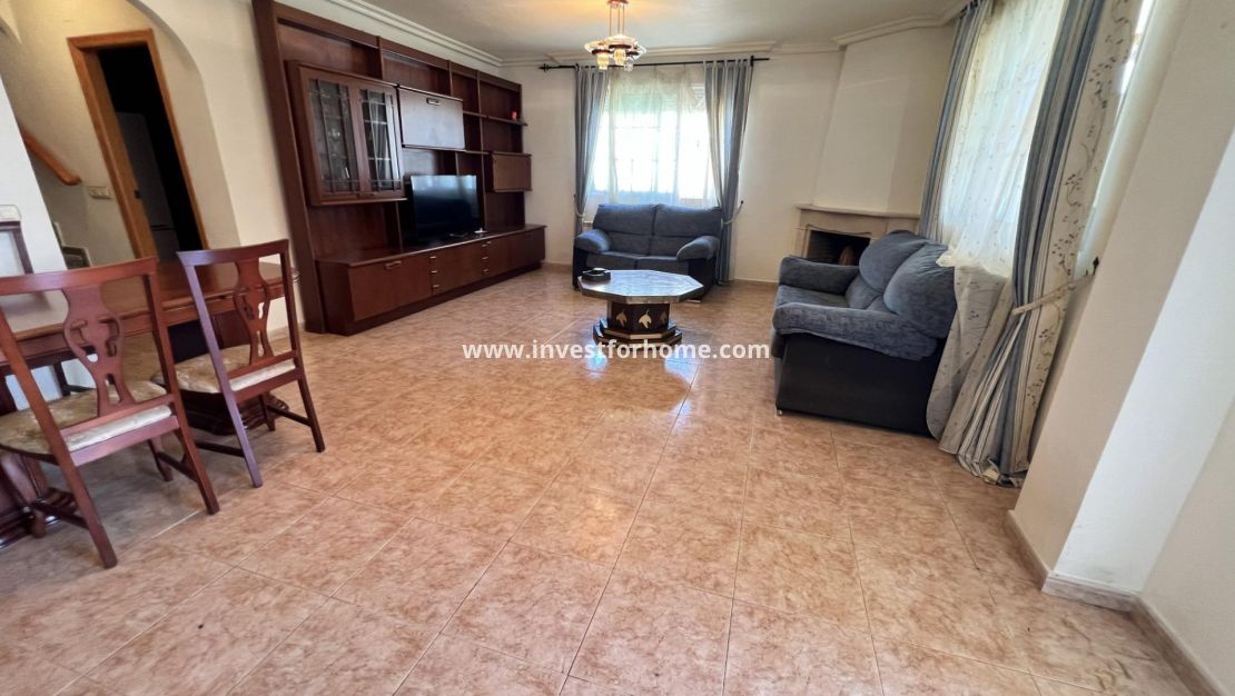 Försäljning - Villa - Torrevieja - aguas nuevas