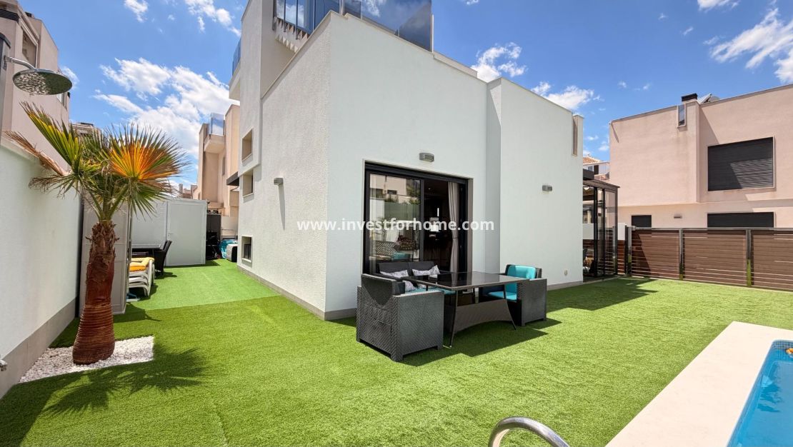 Försäljning - Villa - Torrevieja - aguas nuevas