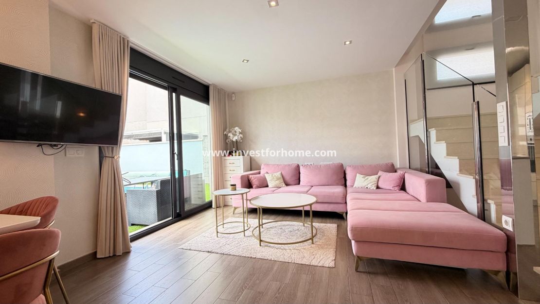 Försäljning - Villa - Torrevieja - aguas nuevas