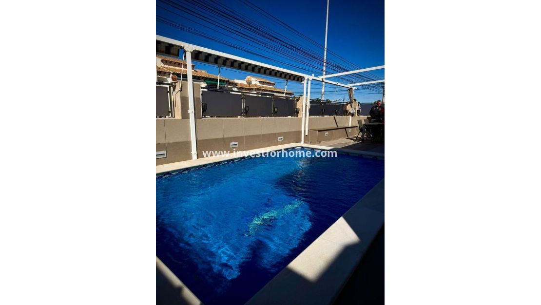 Försäljning - Villa - Torrevieja - Barrio Los Balcones - Los Altos del Edén