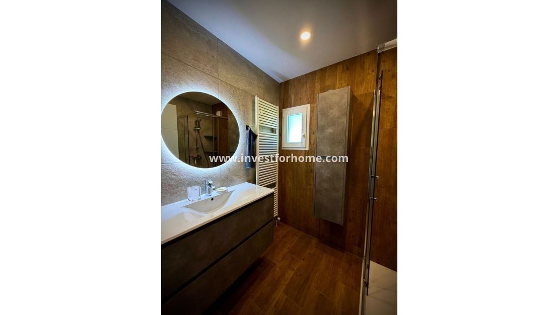 Försäljning - Villa - Torrevieja - Barrio Los Balcones - Los Altos del Edén