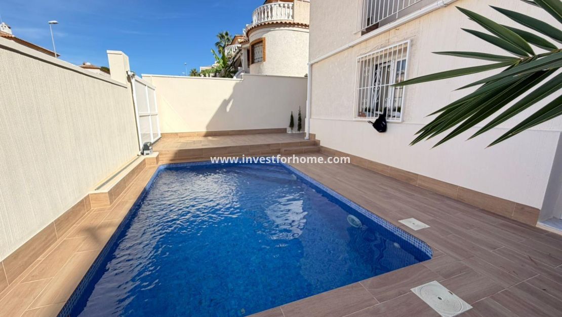 Försäljning - Villa - Torrevieja - Cabo Cervera