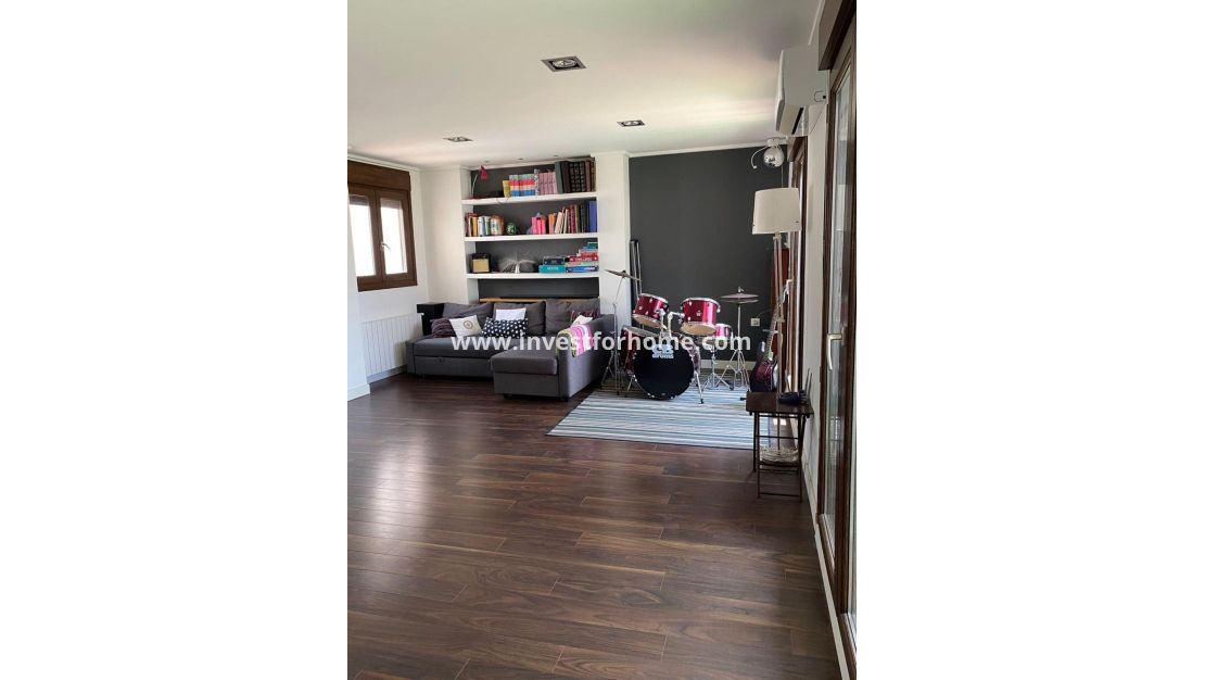 Försäljning - Villa - Torrevieja - Centro - Muelle Pesquero