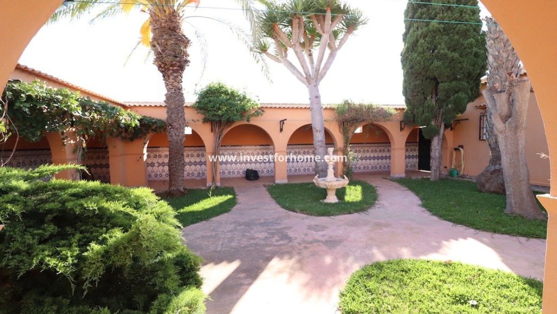 Försäljning - Villa - Torrevieja - Costa Blanca