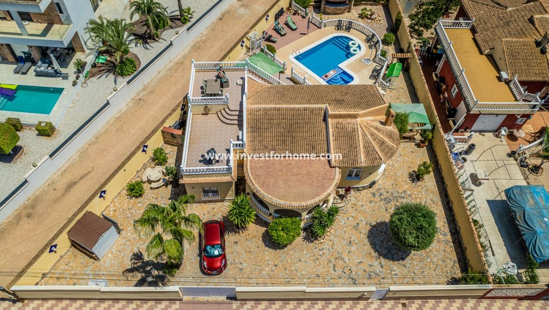 Försäljning - Villa - Torrevieja - Costa Blanca