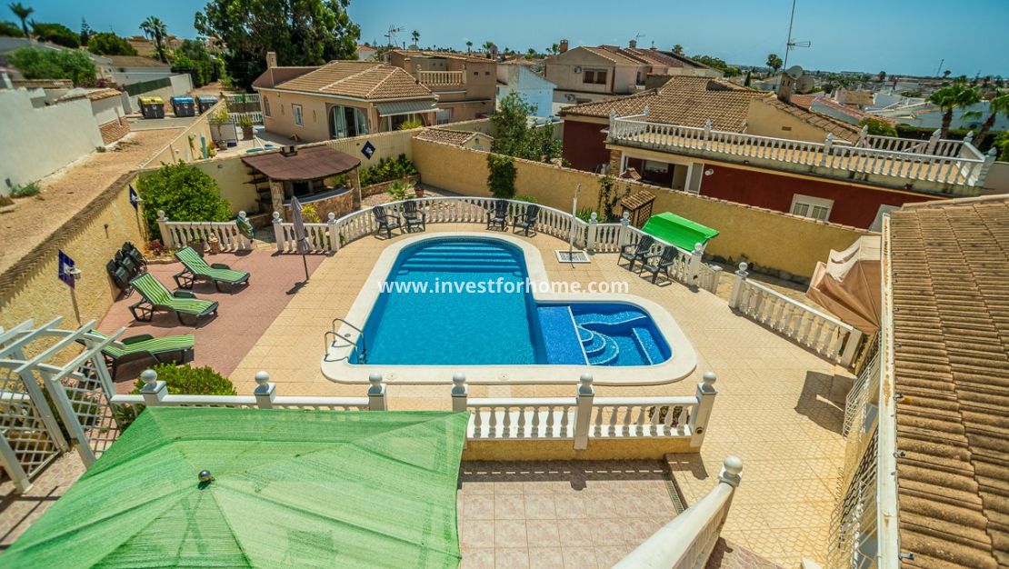 Försäljning - Villa - Torrevieja - Costa Blanca