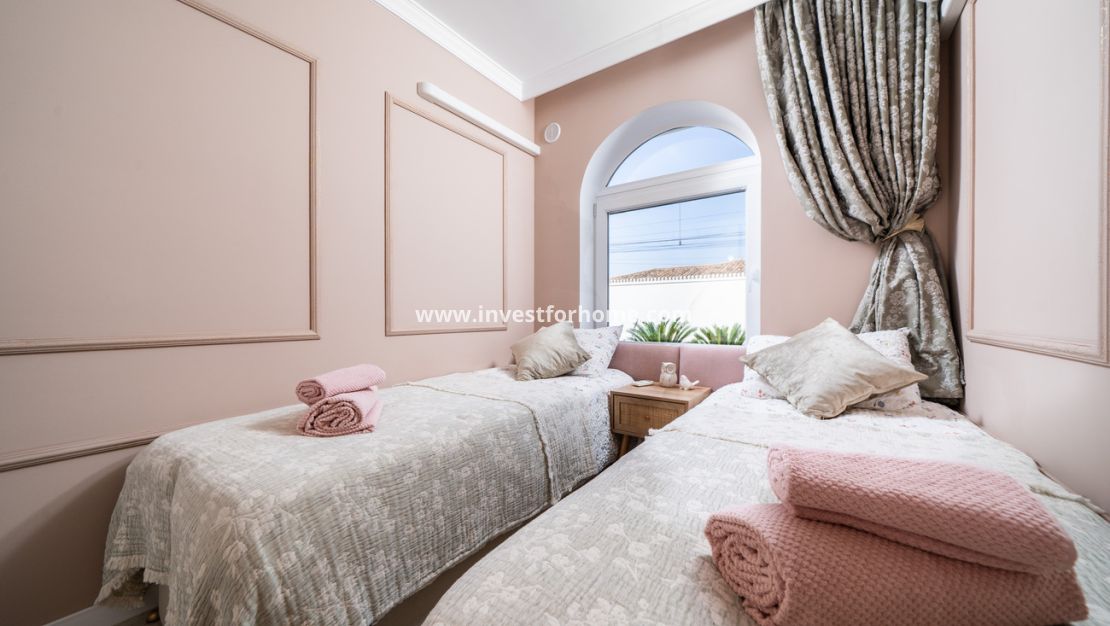 Försäljning - Villa - Torrevieja - Costa Blanca