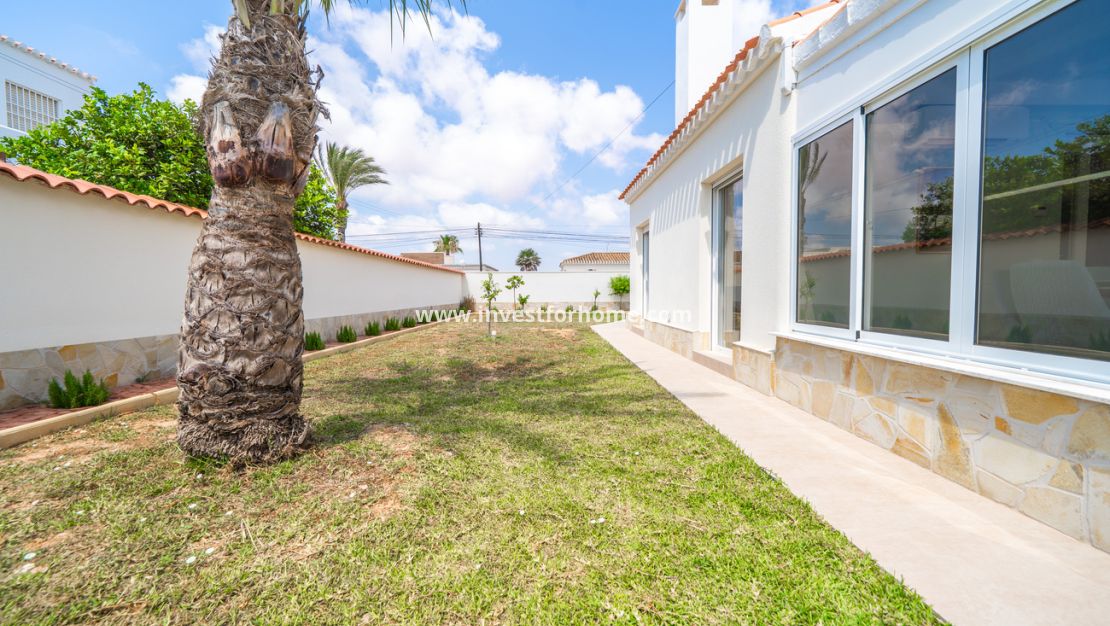 Försäljning - Villa - Torrevieja - Costa Blanca