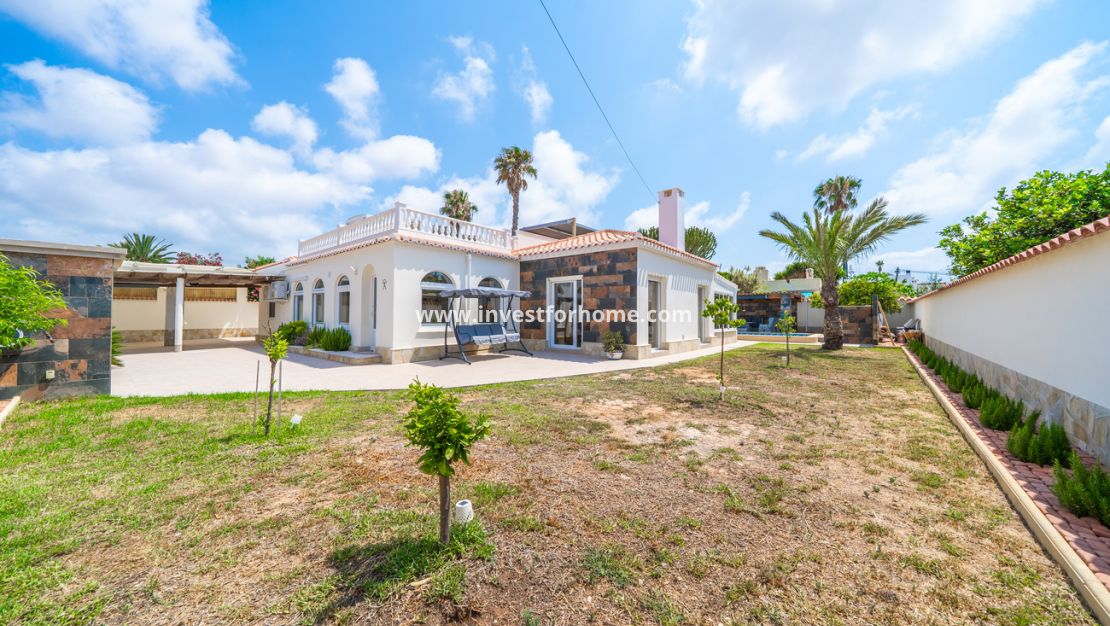 Försäljning - Villa - Torrevieja - Costa Blanca