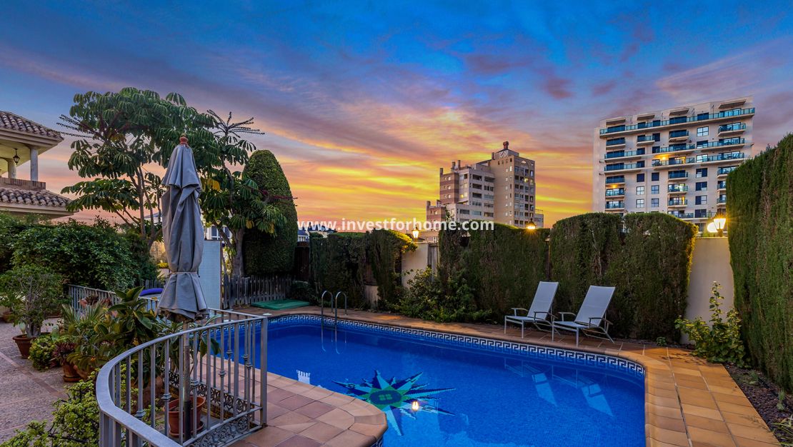 Försäljning - Villa - Torrevieja - Costa Blanca