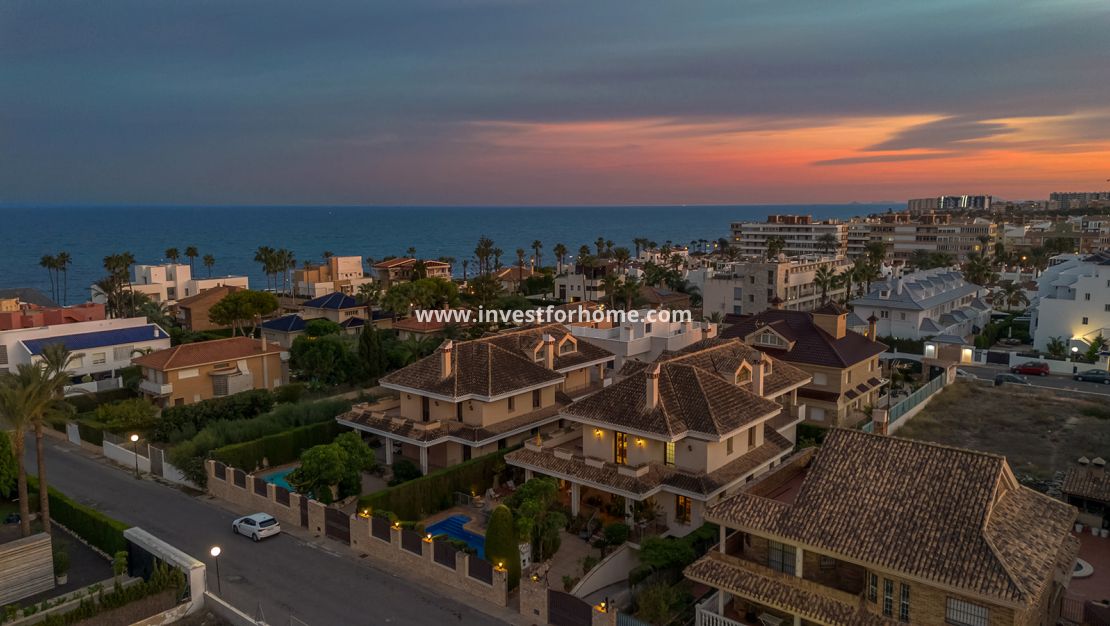 Försäljning - Villa - Torrevieja - Costa Blanca