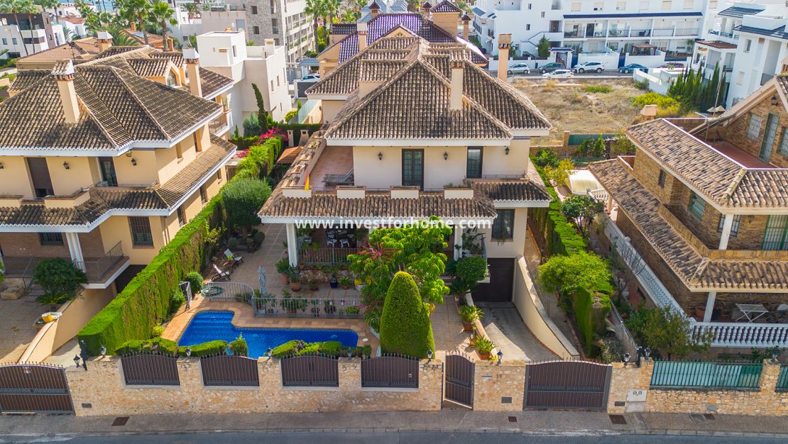 Försäljning - Villa - Torrevieja - Costa Blanca