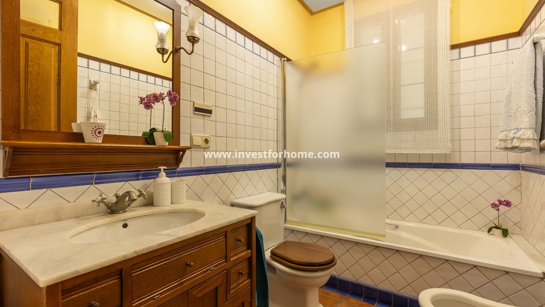 Försäljning - Villa - Torrevieja - Costa Blanca