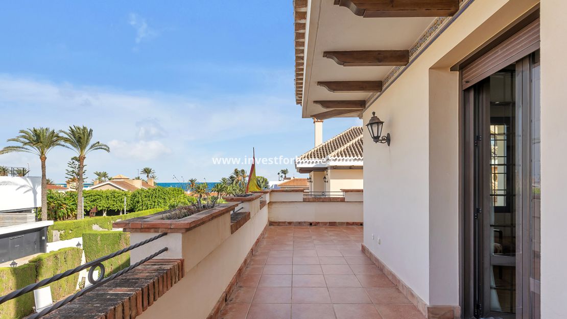 Försäljning - Villa - Torrevieja - Costa Blanca