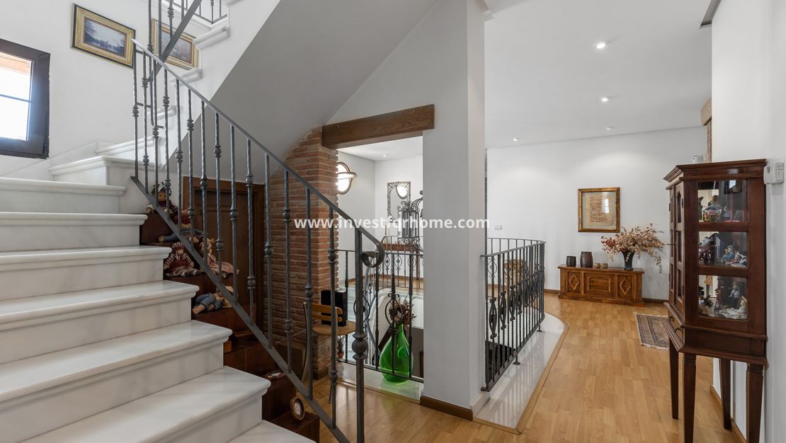 Försäljning - Villa - Torrevieja - Costa Blanca