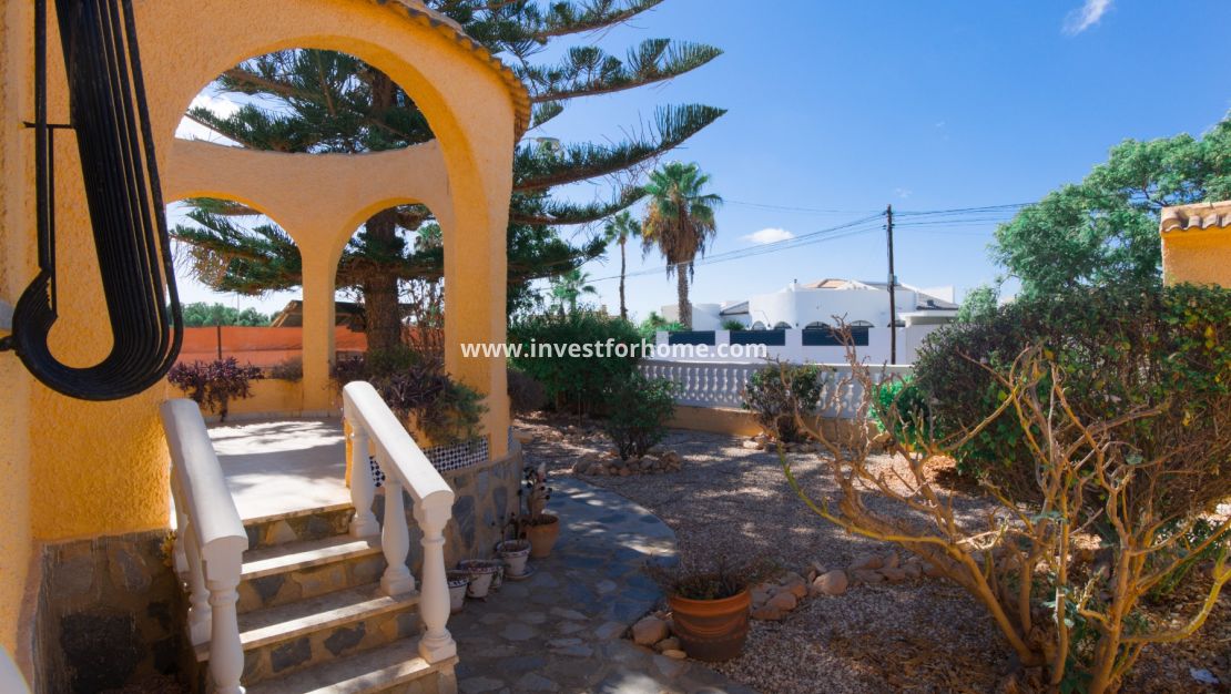 Försäljning - Villa - Torrevieja - Costa Blanca