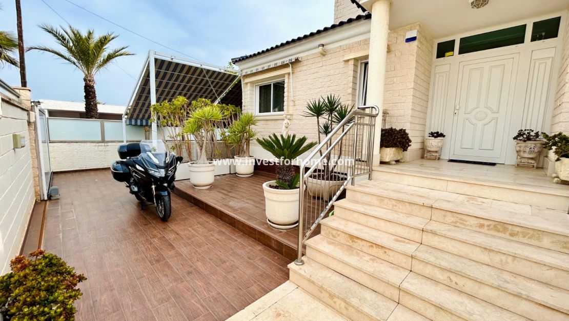 Försäljning - Villa - Torrevieja - Costa Blanca