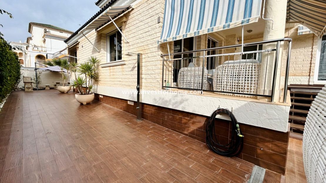 Försäljning - Villa - Torrevieja - Costa Blanca