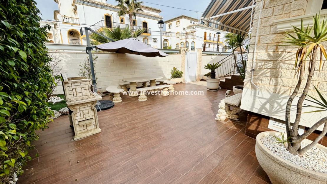 Försäljning - Villa - Torrevieja - Costa Blanca