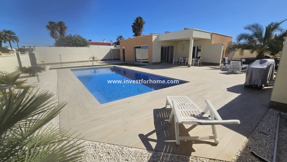 Försäljning - Villa - Torrevieja - Costa Blanca